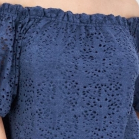 Vince Camuto Blue Puff Sleeve Smocked Blouse - Picture 9 of 9